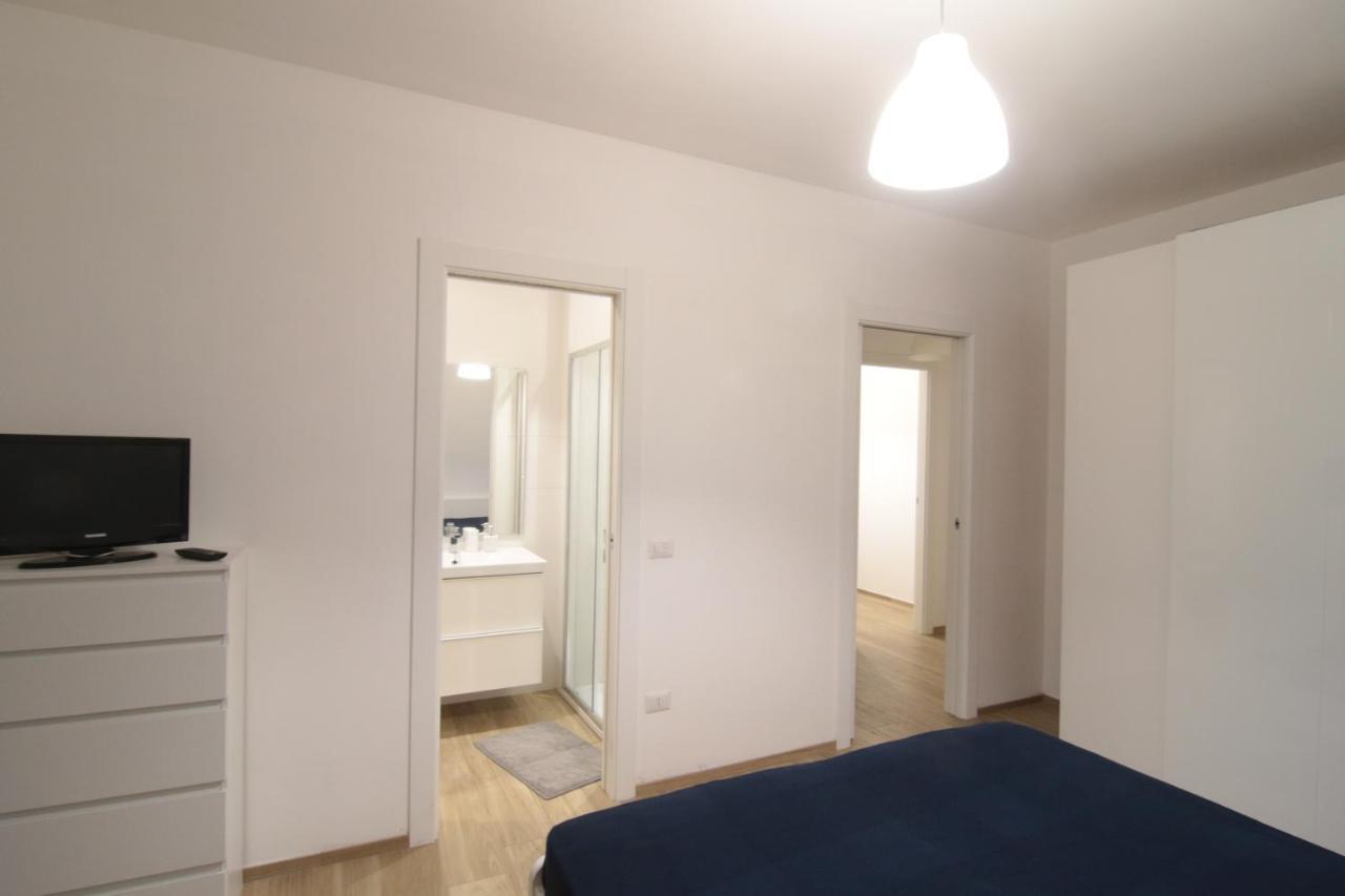 Central Modern Apartment Bari Eksteriør billede