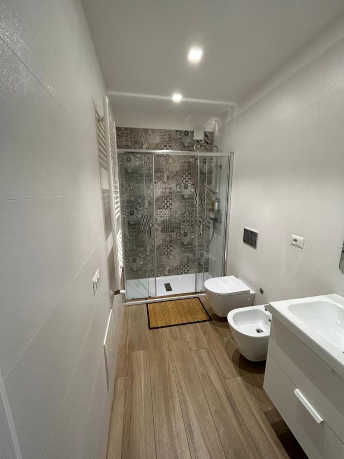 Central Modern Apartment Bari Eksteriør billede