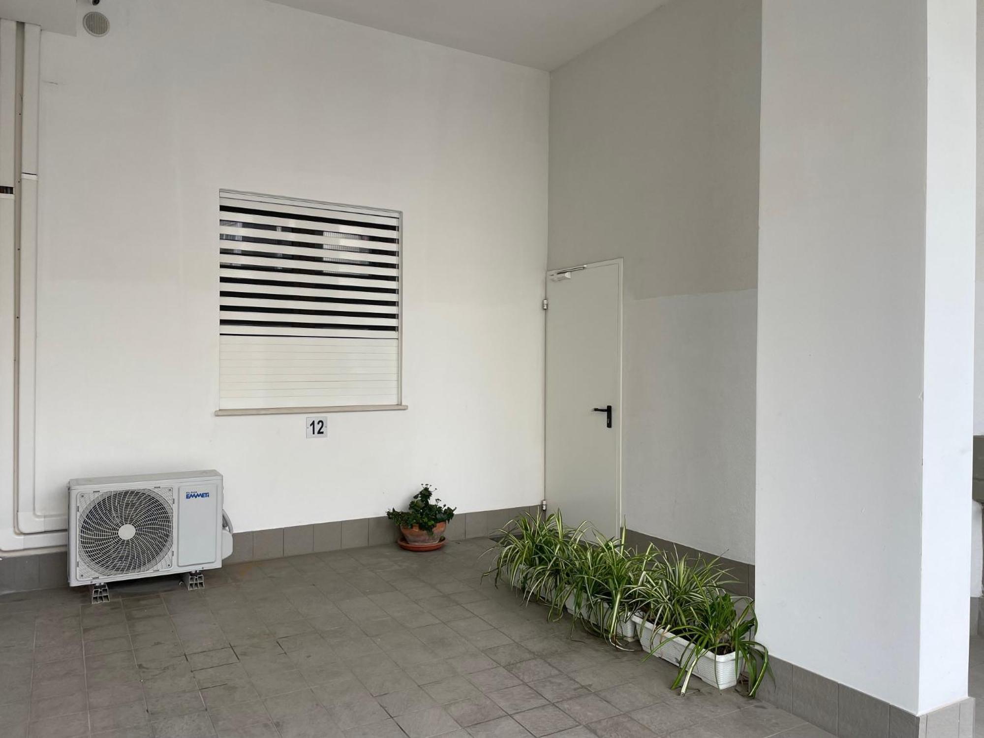 Central Modern Apartment Bari Eksteriør billede